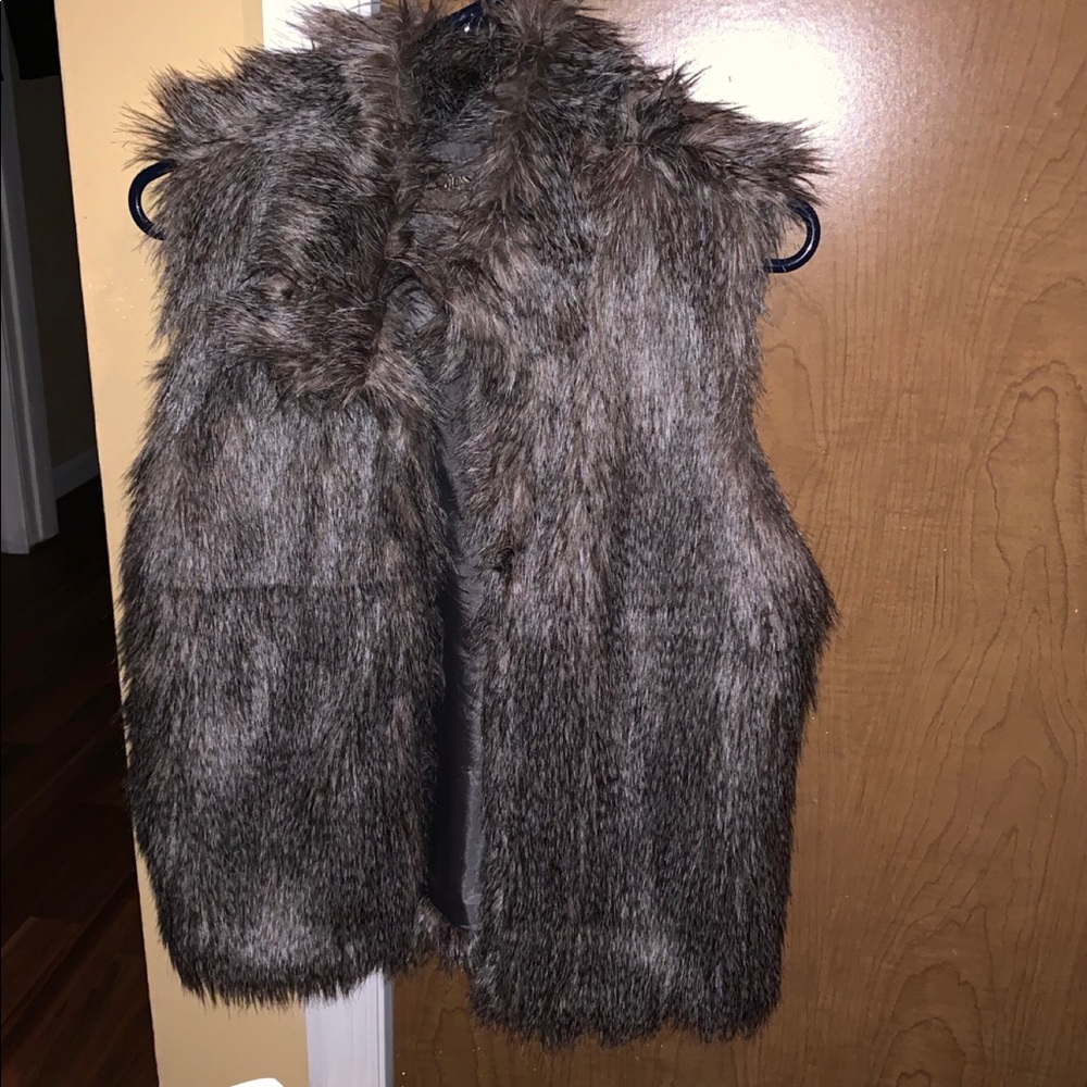 Fur vest